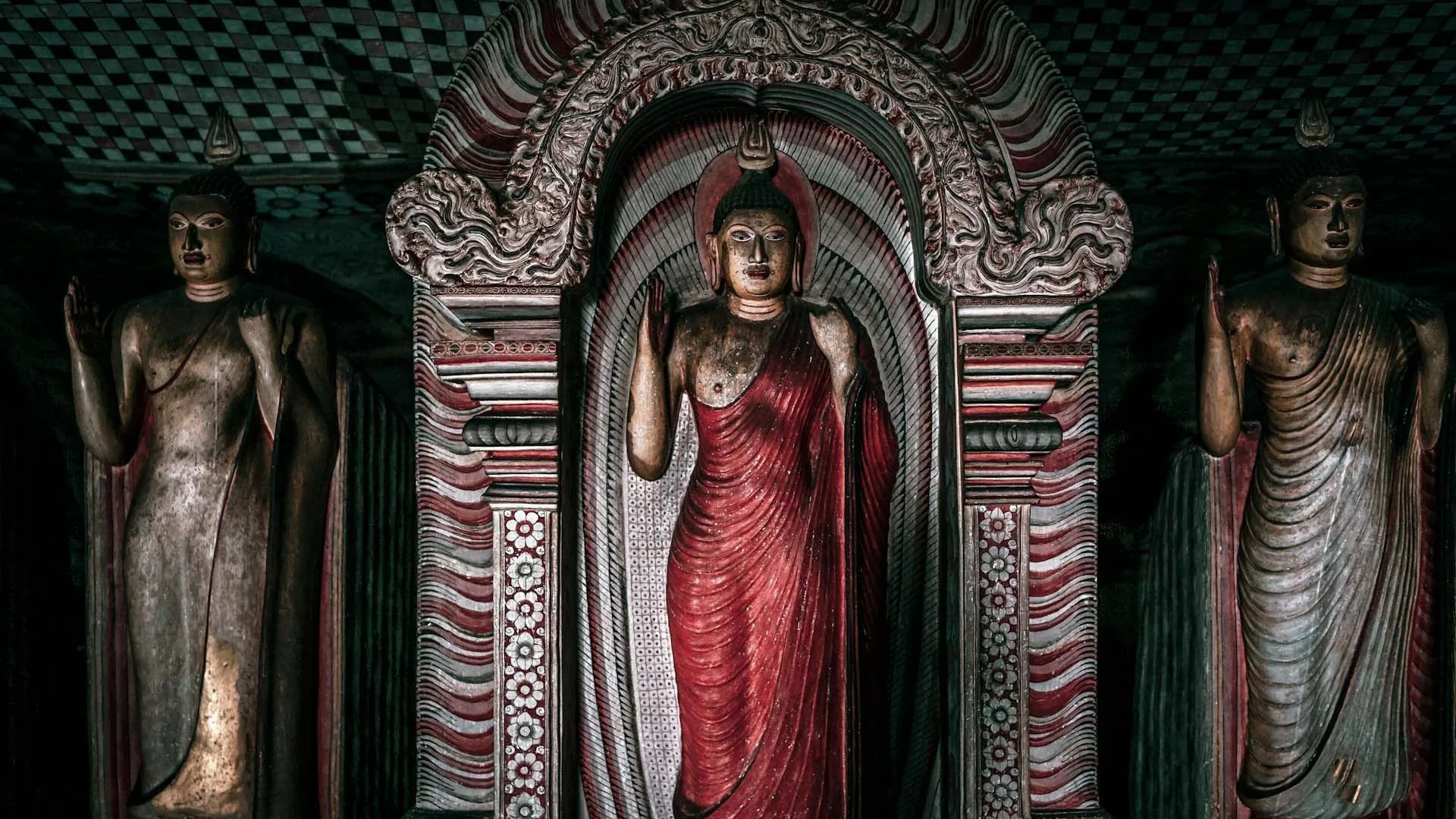 Dambulla Cave Temple